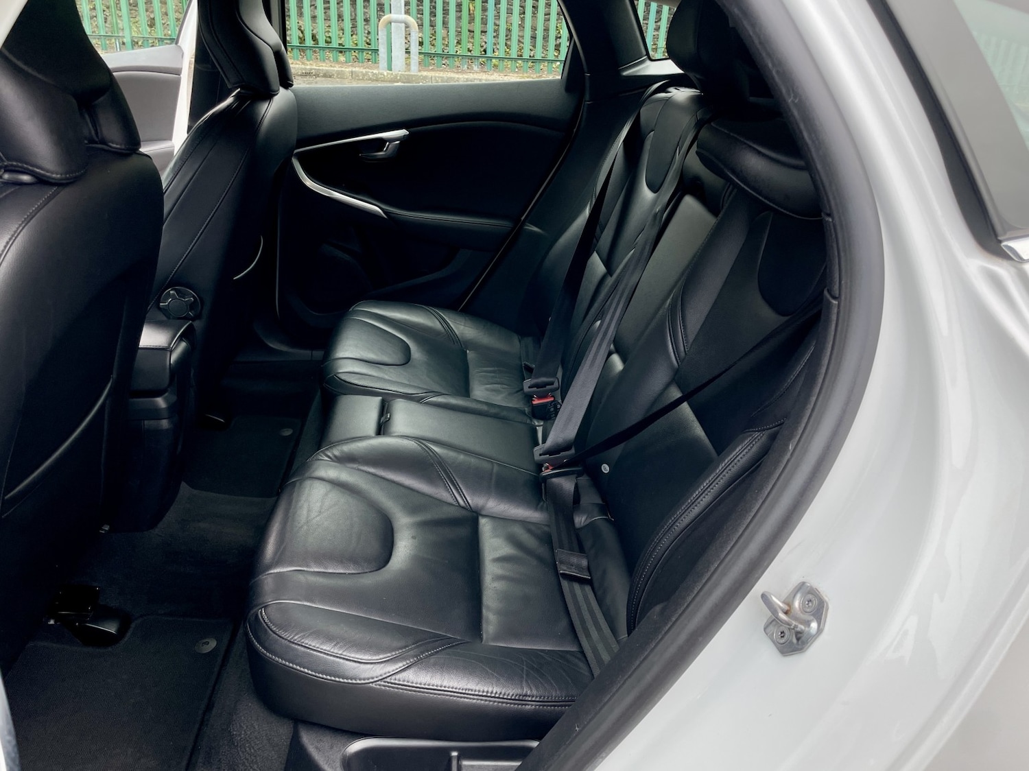 Used Volvo V40 2016 for sale - 77423570: Photo 23