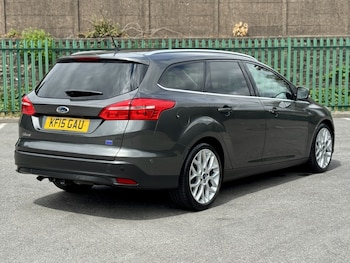 Used Ford Focus 2015 for sale - 79372040: Photo
