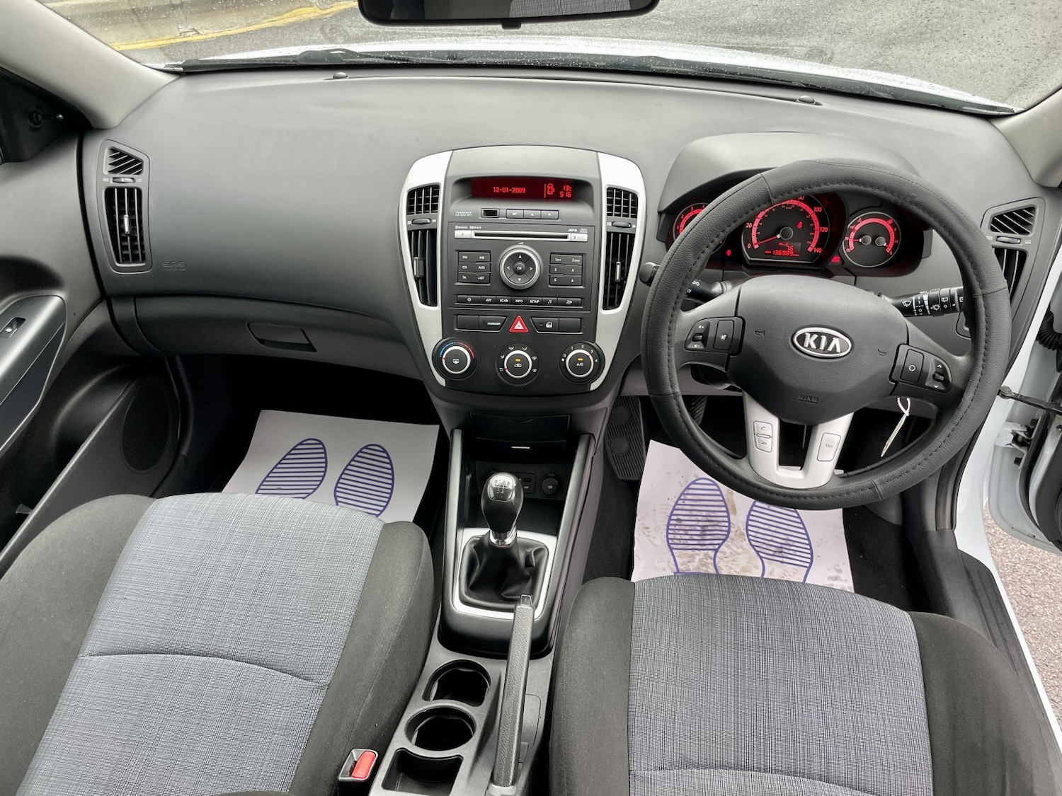 Used Kia Ceed 2010 for sale - 76536713: Photo 19