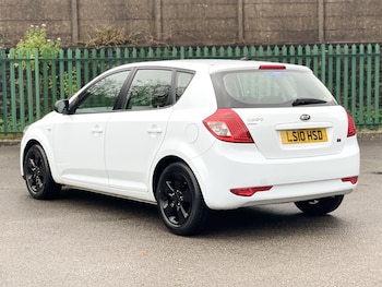 Used Kia Ceed 2010 for sale - 76536713: Photo