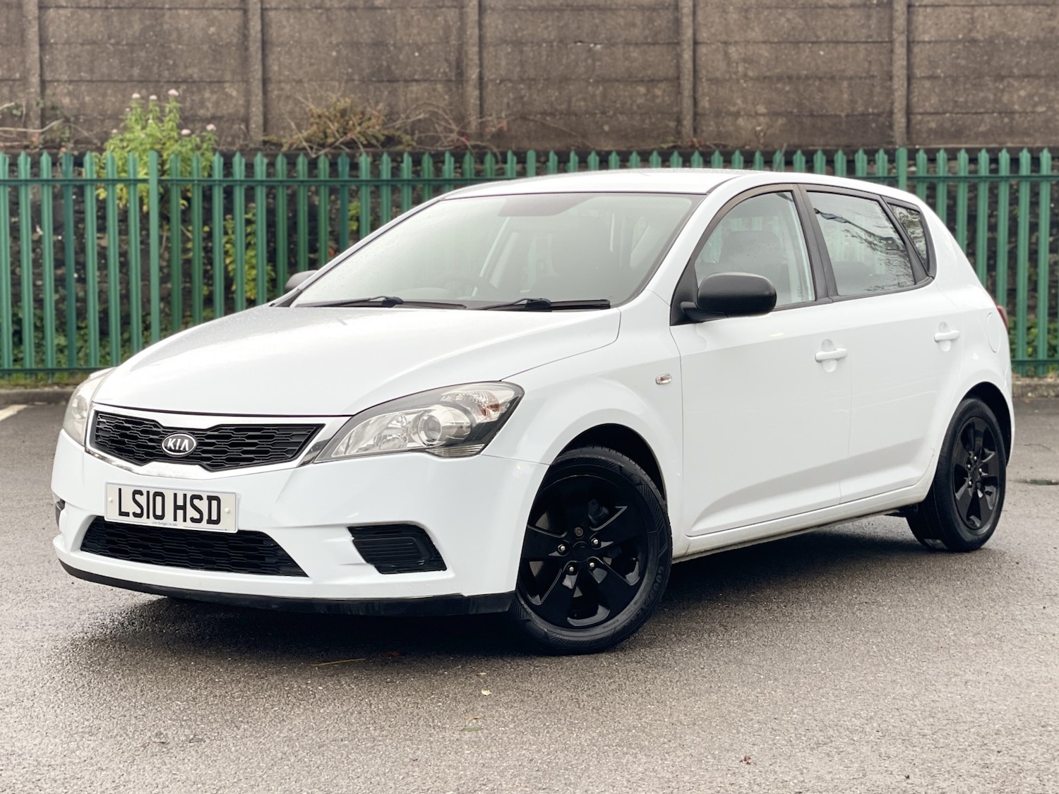 Used Kia Ceed 2010 for sale - 76536713: Photo 3