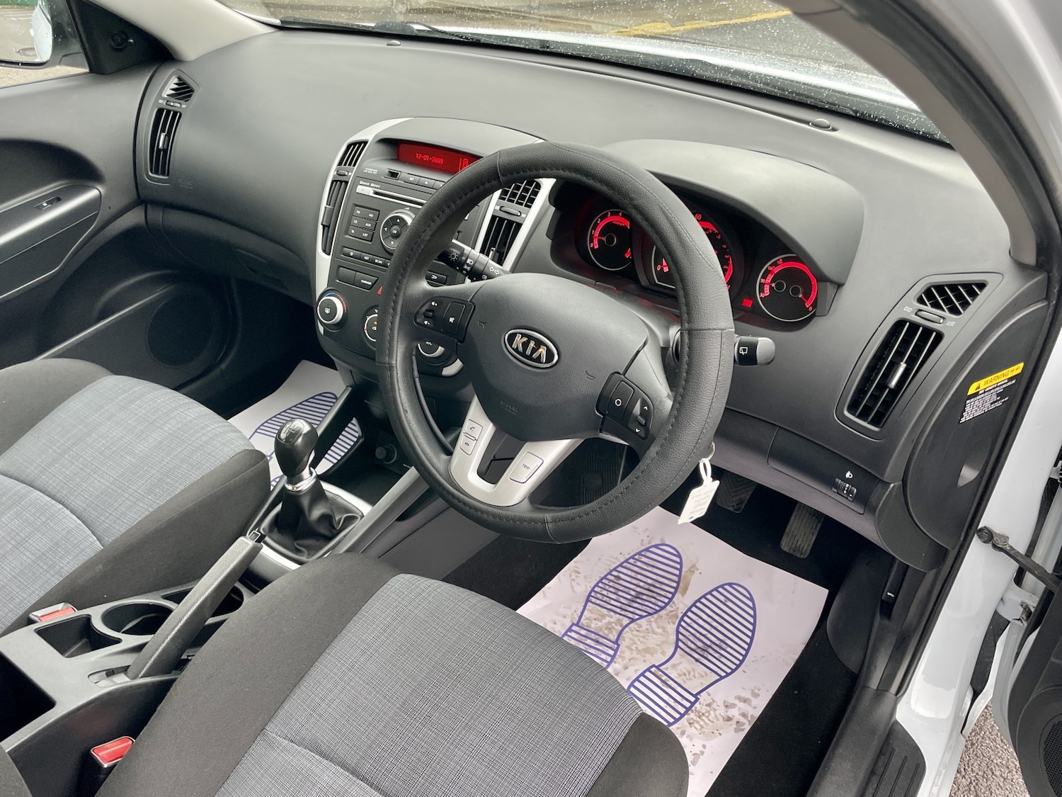 Used Kia Ceed 2010 for sale - 76536713: Photo 5