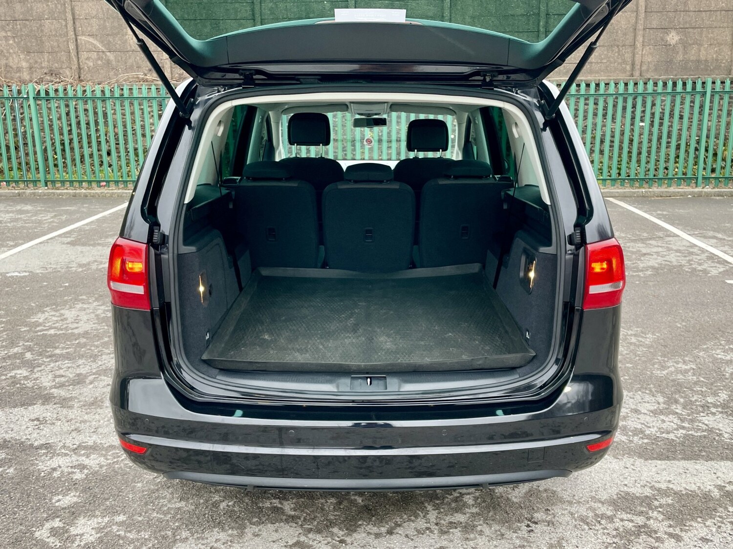 Used Volkswagen Sharan 2012 for sale - 77370664: Photo 22