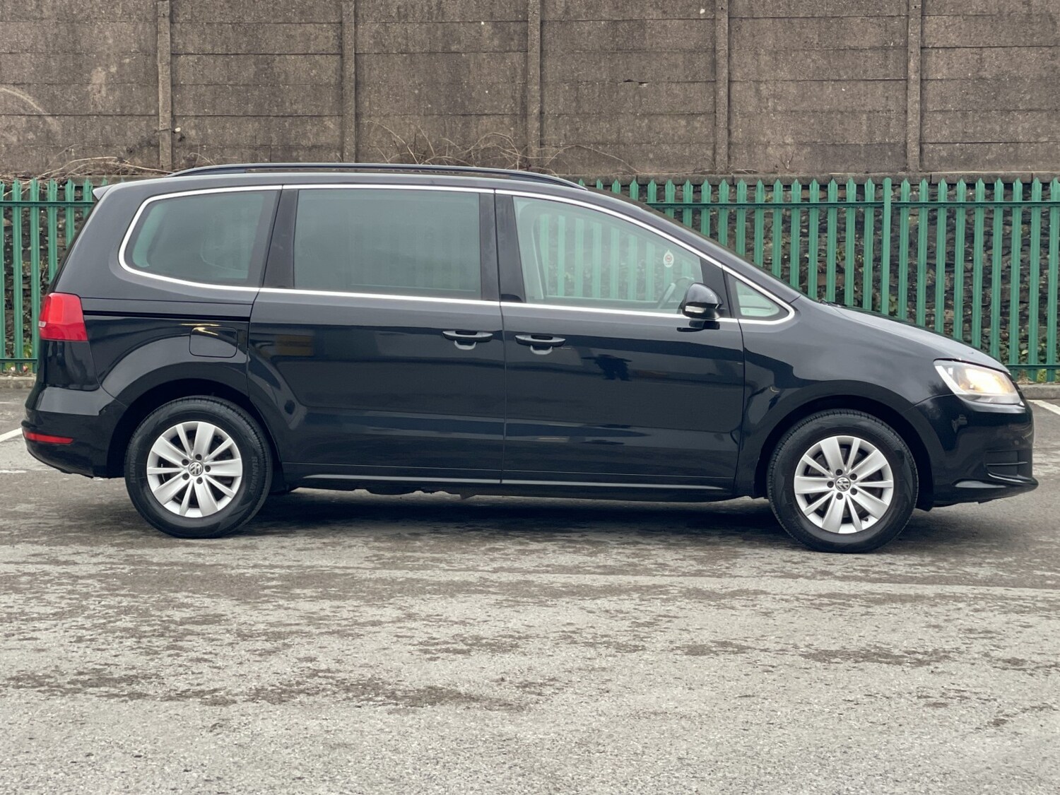 Used Volkswagen Sharan 2012 for sale - 77370664: Photo 8