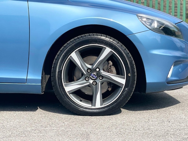 Used Volvo V40 2015 for sale - 74748321: Photo 11
