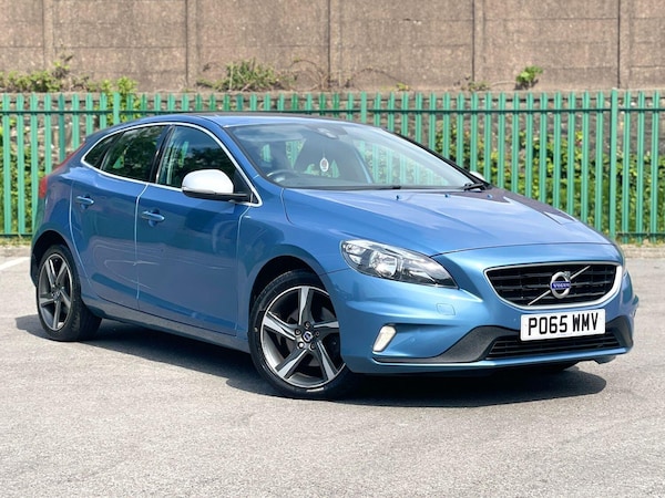 Used Volvo V40 2015 for sale - 74748321: Photo 1