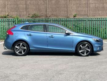 Used Volvo V40 2015 for sale - 74748321: Photo