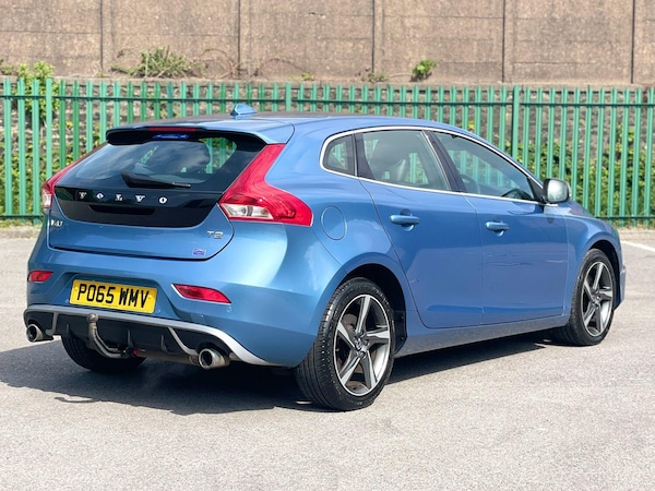 Used Volvo V40 2015 for sale - 74748321: Photo 3