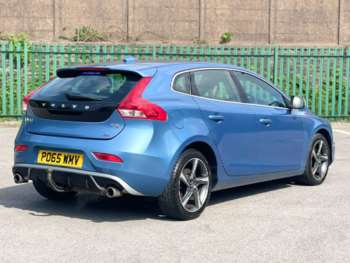 Used Volvo V40 2015 for sale - 74748321: Photo