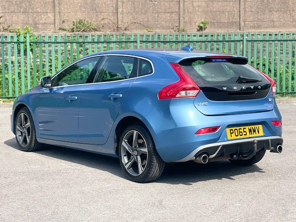 Used Volvo V40 2015 for sale - 74748321: Photo 5