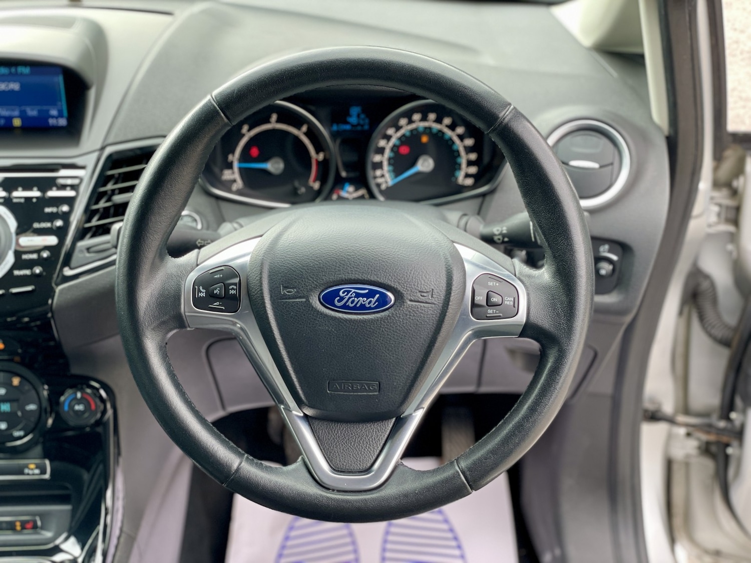 Used Ford Fiesta 2015 for sale - 77681873: Photo 23
