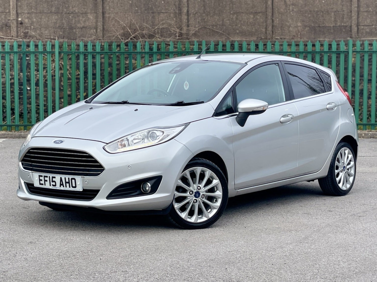 Used Ford Fiesta 2015 for sale - 77681873: Photo 3