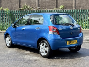 Used Toyota Yaris 2010 for sale - 78571386: Photo