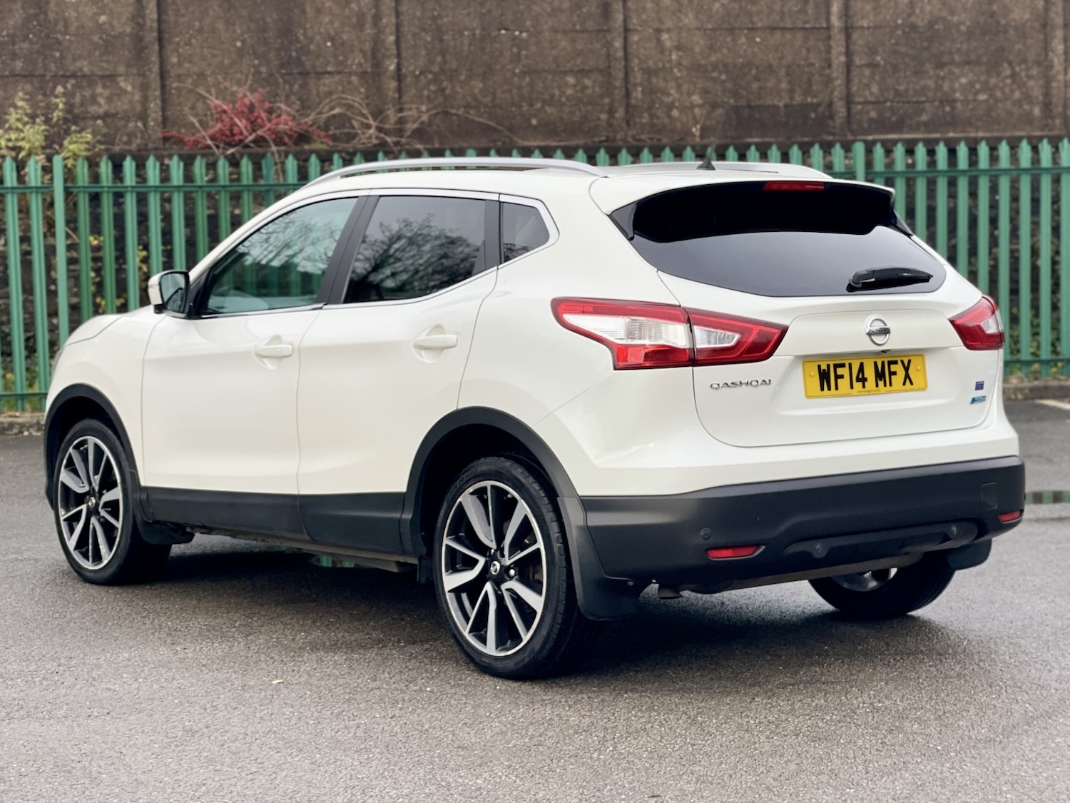Used Nissan Qashqai 2014 for sale - 78018338: Photo 2