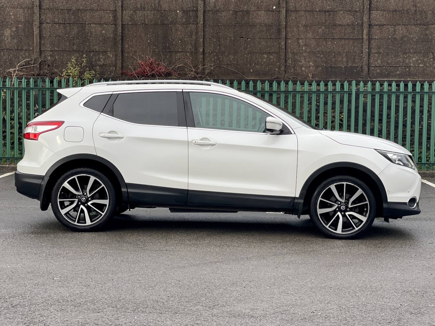 Used Nissan Qashqai 2014 for sale - 78018338: Photo 9