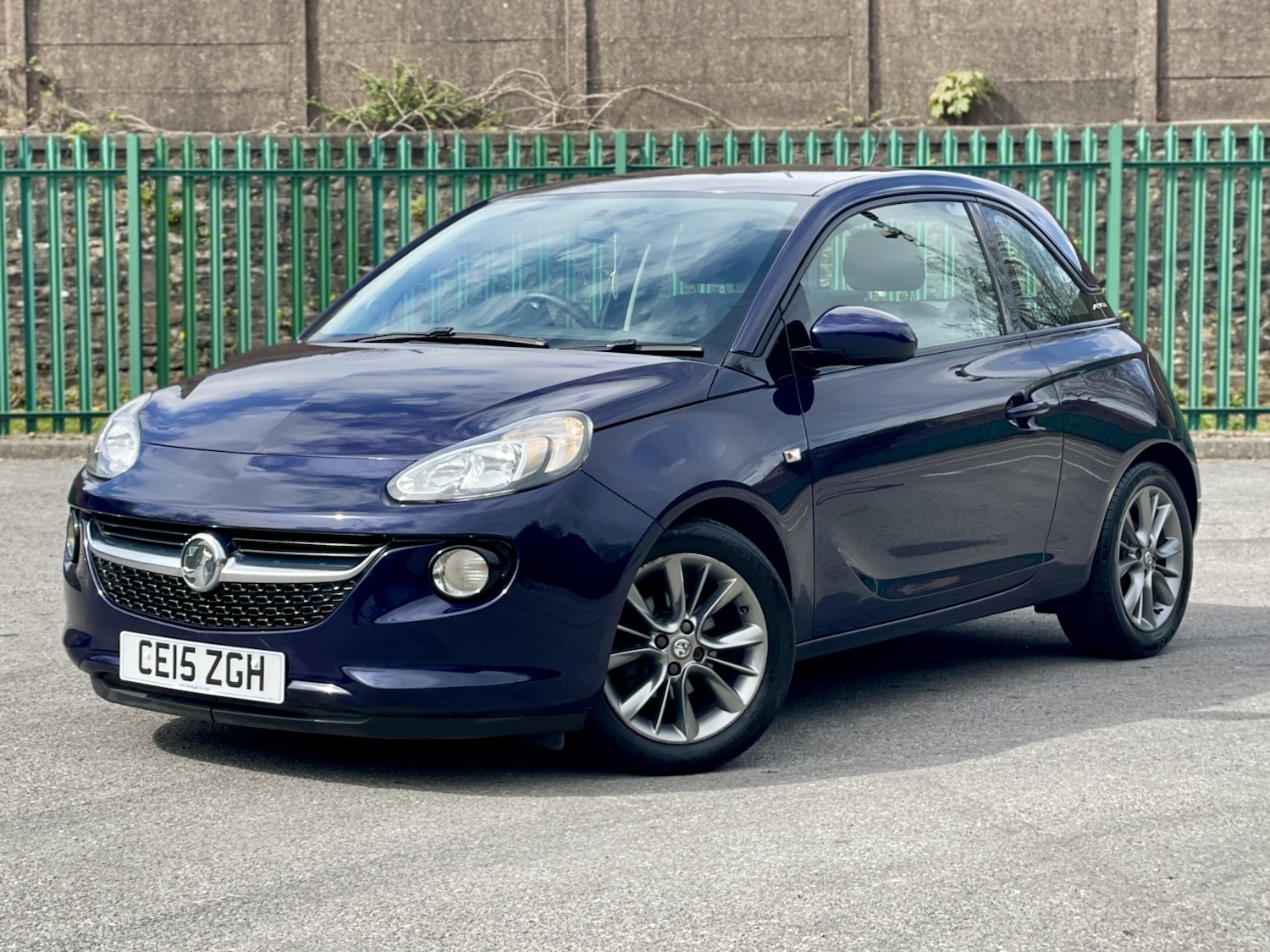 Used Vauxhall ADAM 2015 for sale - 78183024: Photo 3