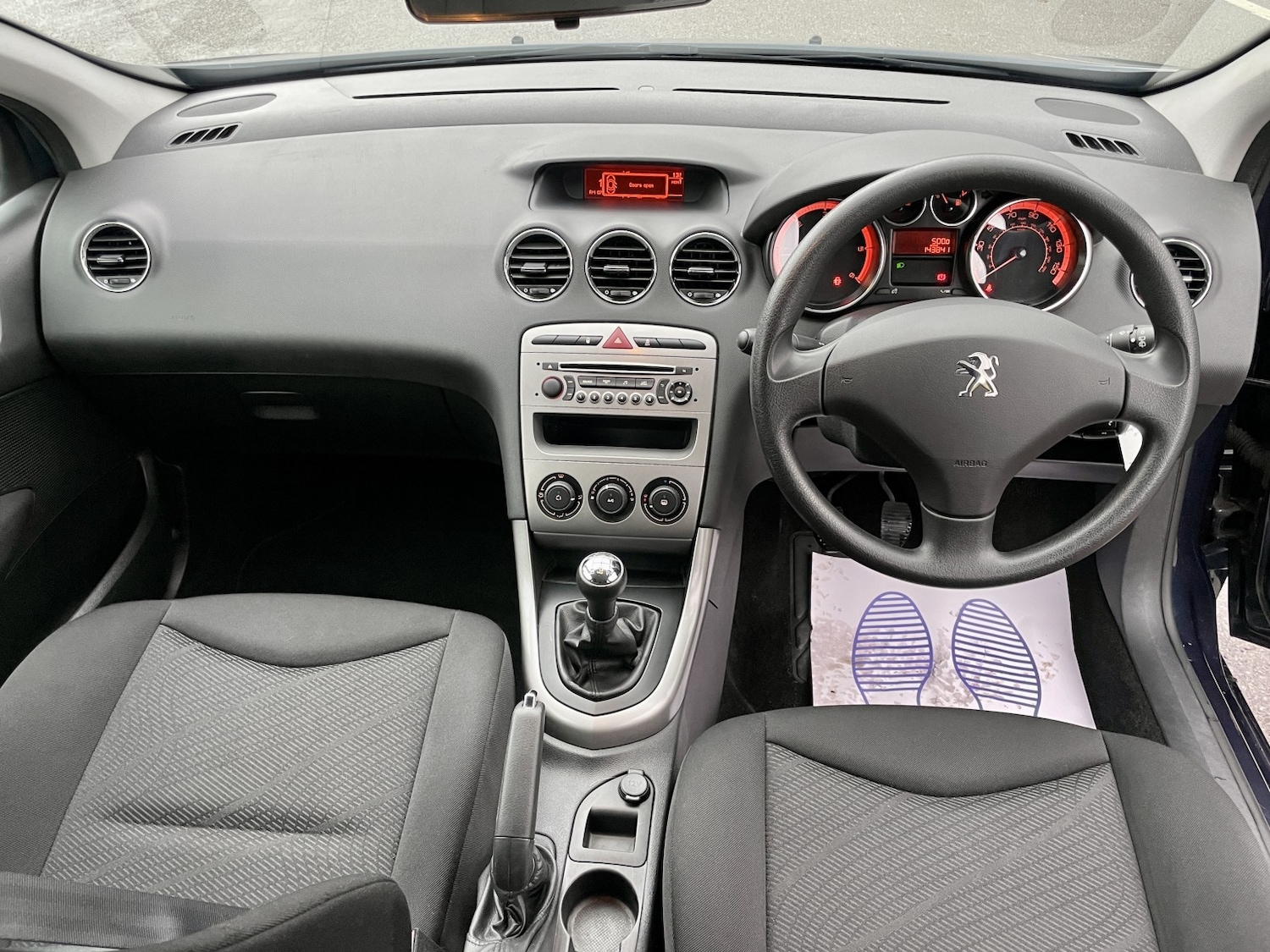 Used Peugeot 308 2014 for sale - 77154337: Photo 11