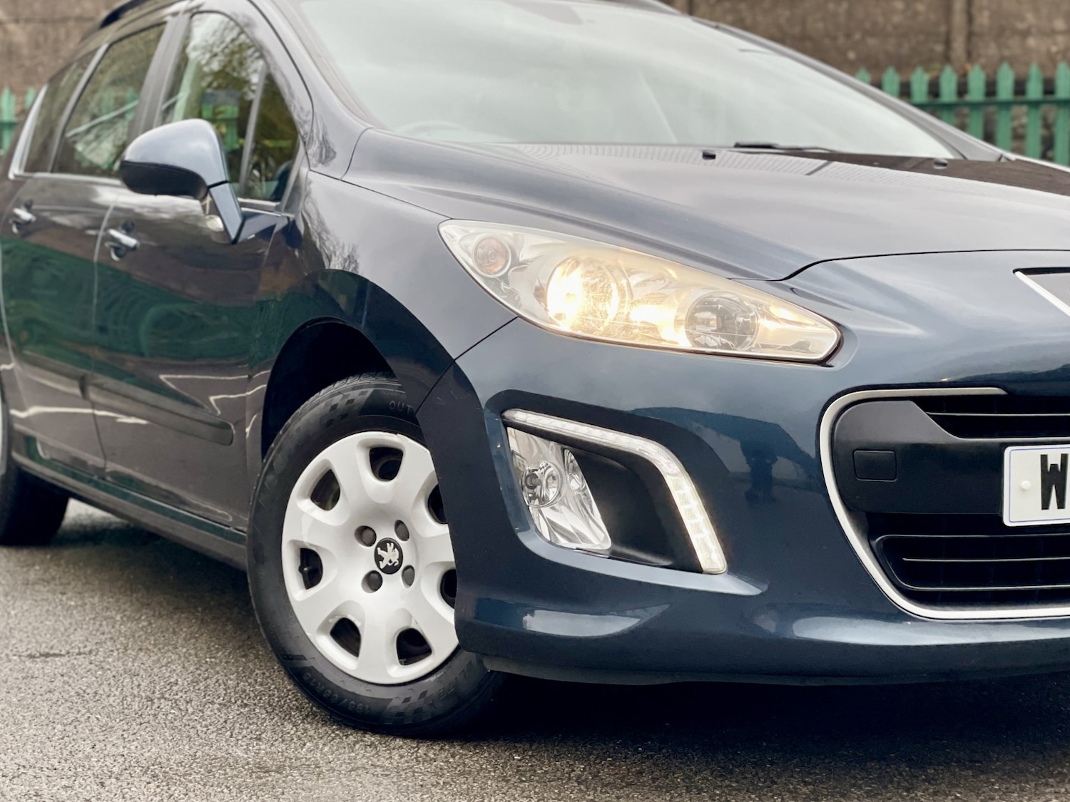 Used Peugeot 308 2014 for sale - 77154337: Photo 16