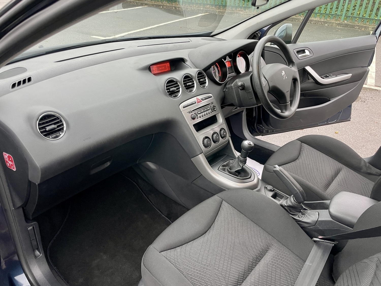 Used Peugeot 308 2014 for sale - 77154337: Photo 18