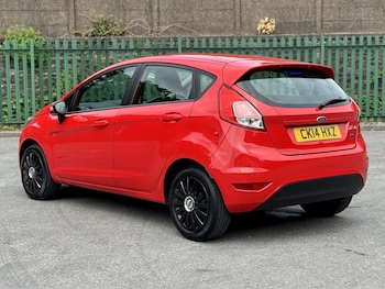 Used Ford Fiesta 2014 for sale - 79360128: Photo