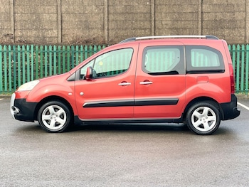 Used Peugeot Partner Tepee 2012 for sale - 75489986: Photo