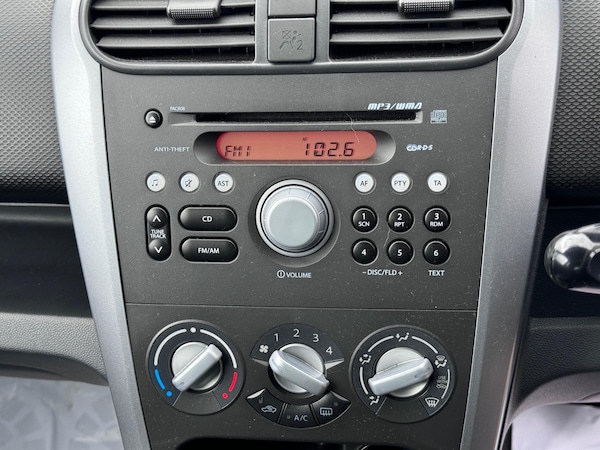 Used Suzuki Splash 2010 for sale - 76222746: Photo 10