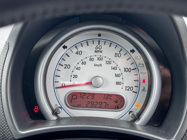 Used Suzuki Splash 2010 for sale - 76222746: Photo 8