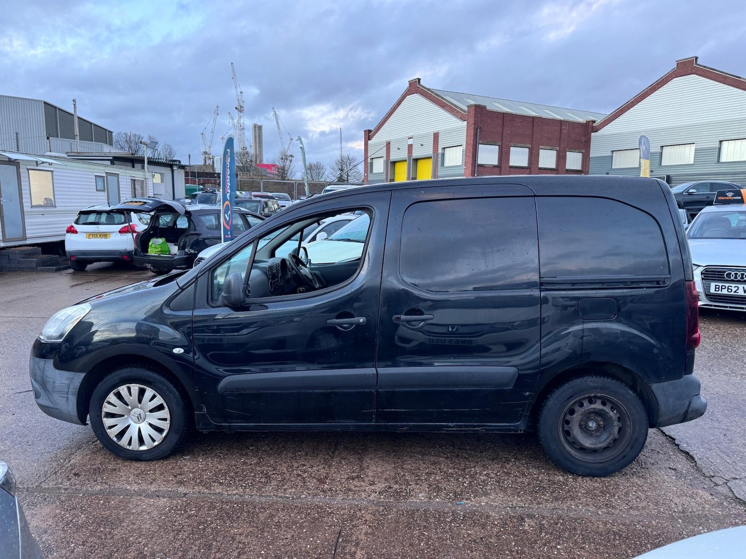 Used Citroen Berlingo 2014 for sale - 77346130: Photo 10