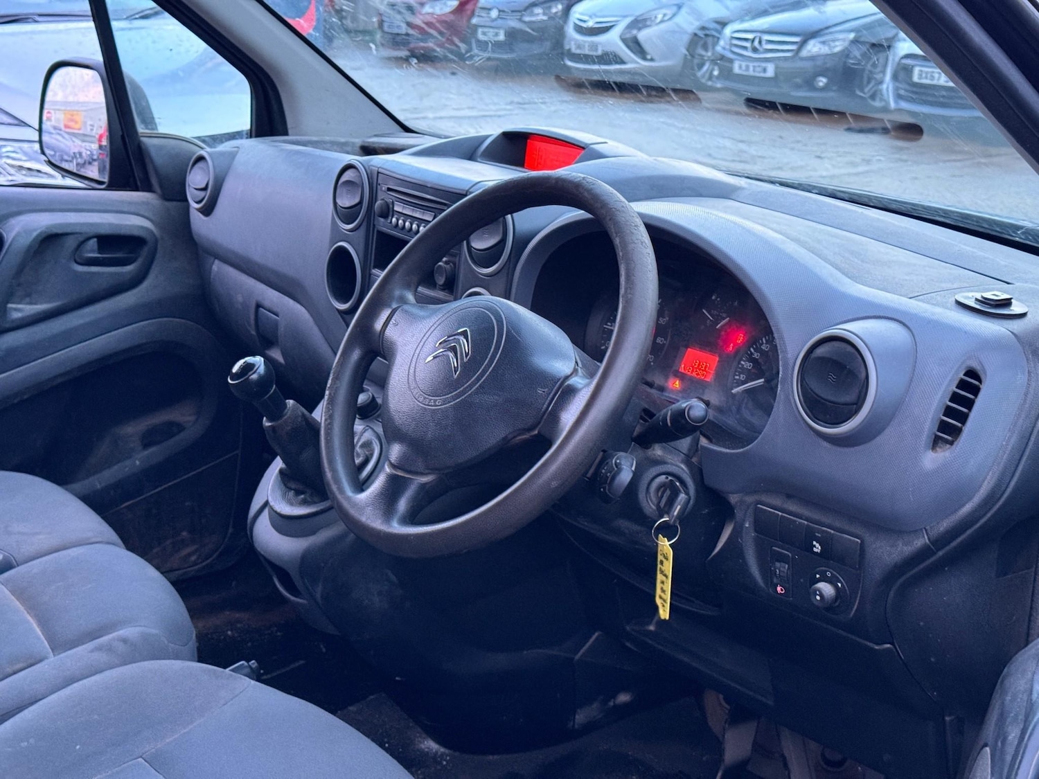 Used Citroen Berlingo 2014 for sale - 77346130: Photo 4