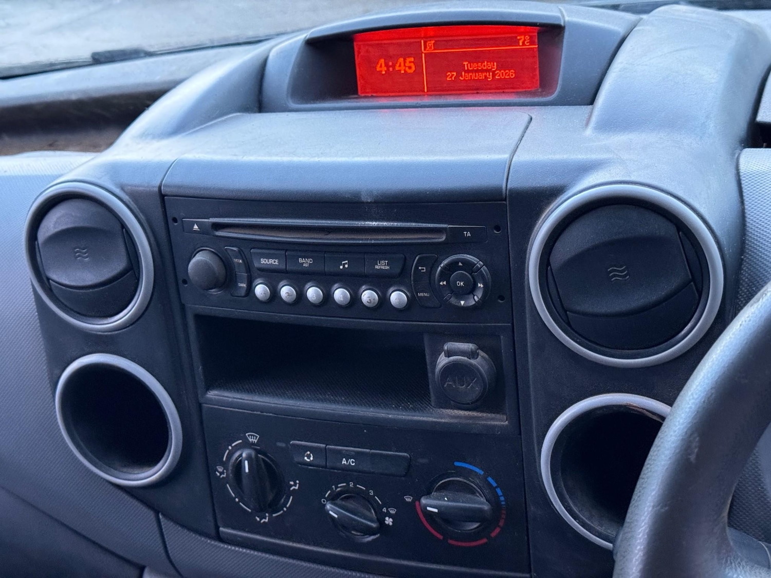 Used Citroen Berlingo 2014 for sale - 77346130: Photo 6