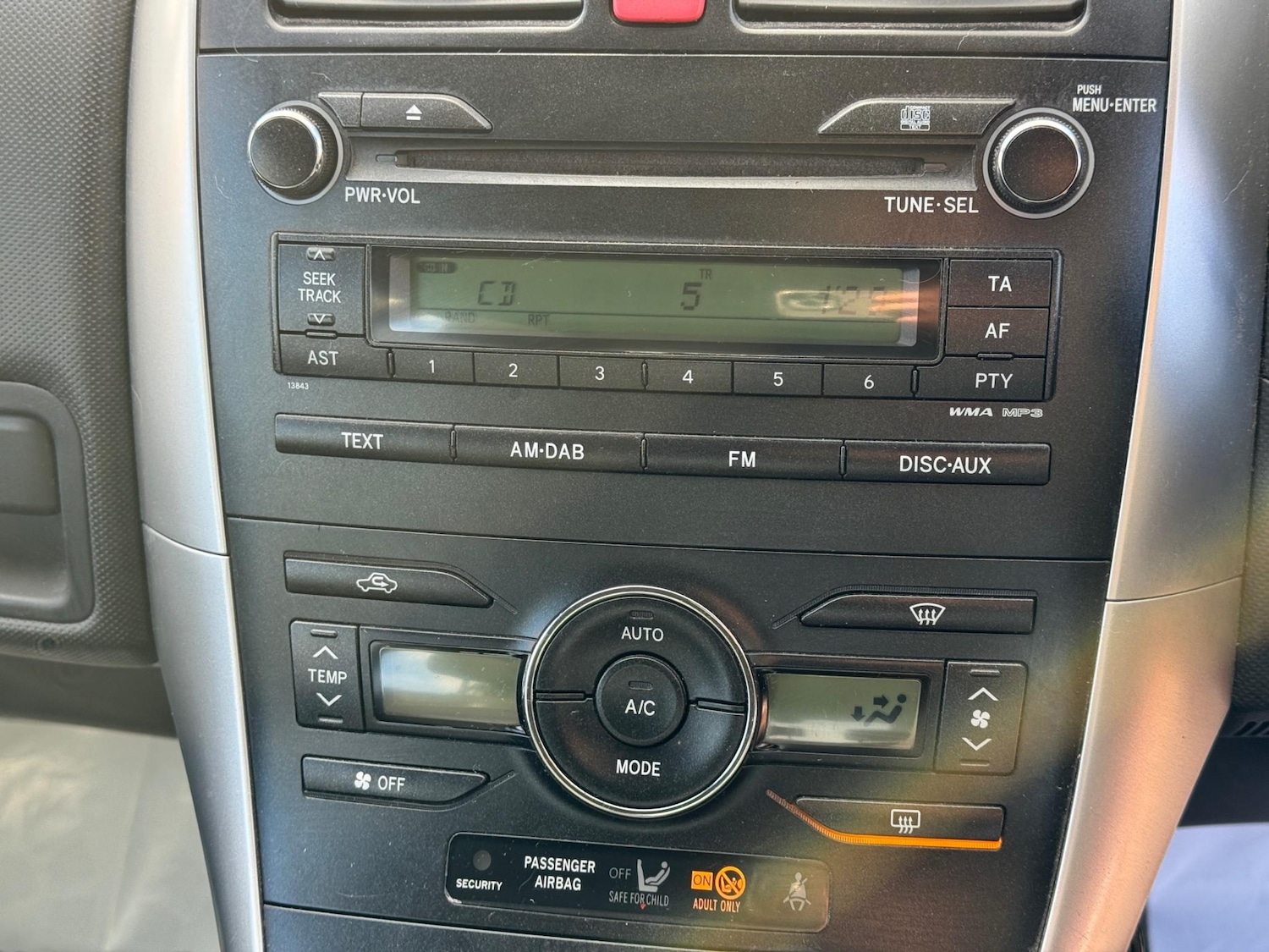 Used Toyota Auris 2011 for sale - 77520016: Photo 16