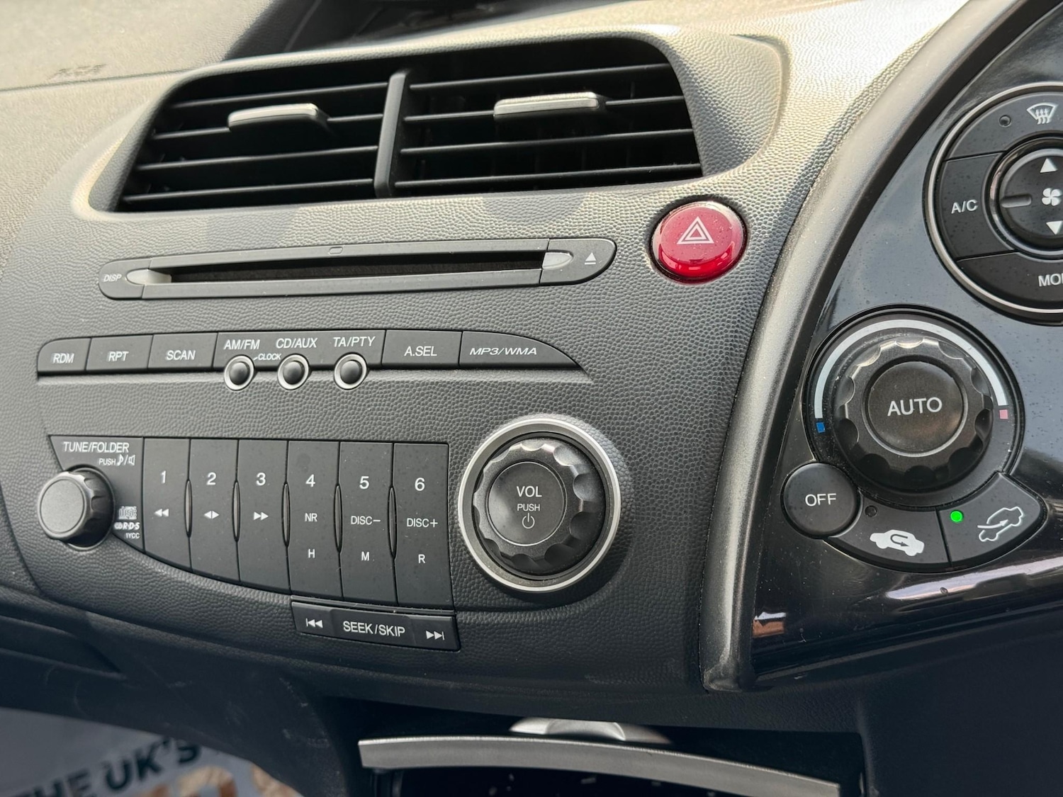 Used Honda Civic 2006 for sale - 76706002: Photo 12