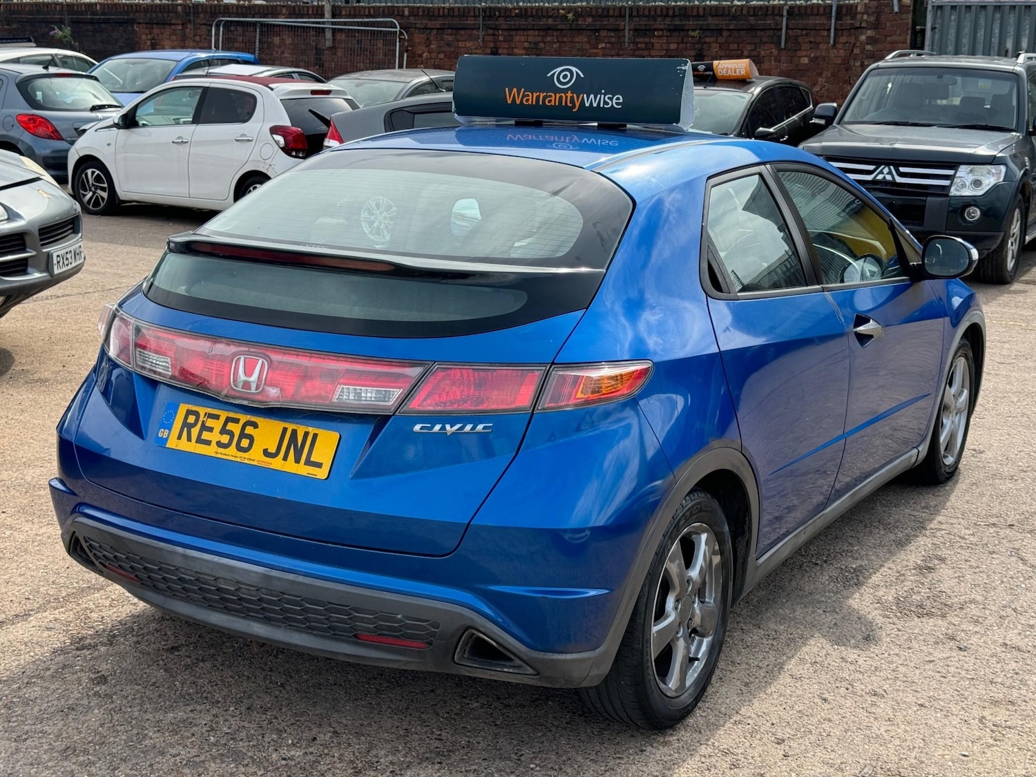 Used Honda Civic 2006 for sale - 76706002: Photo 20