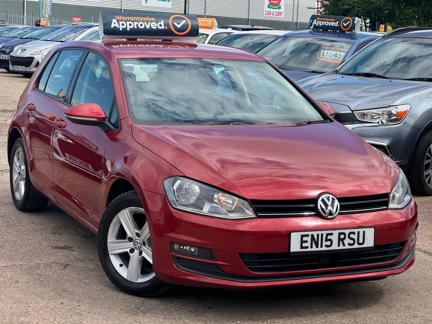 Used Volkswagen Golf 2015 for sale - 76290786: Photo 1