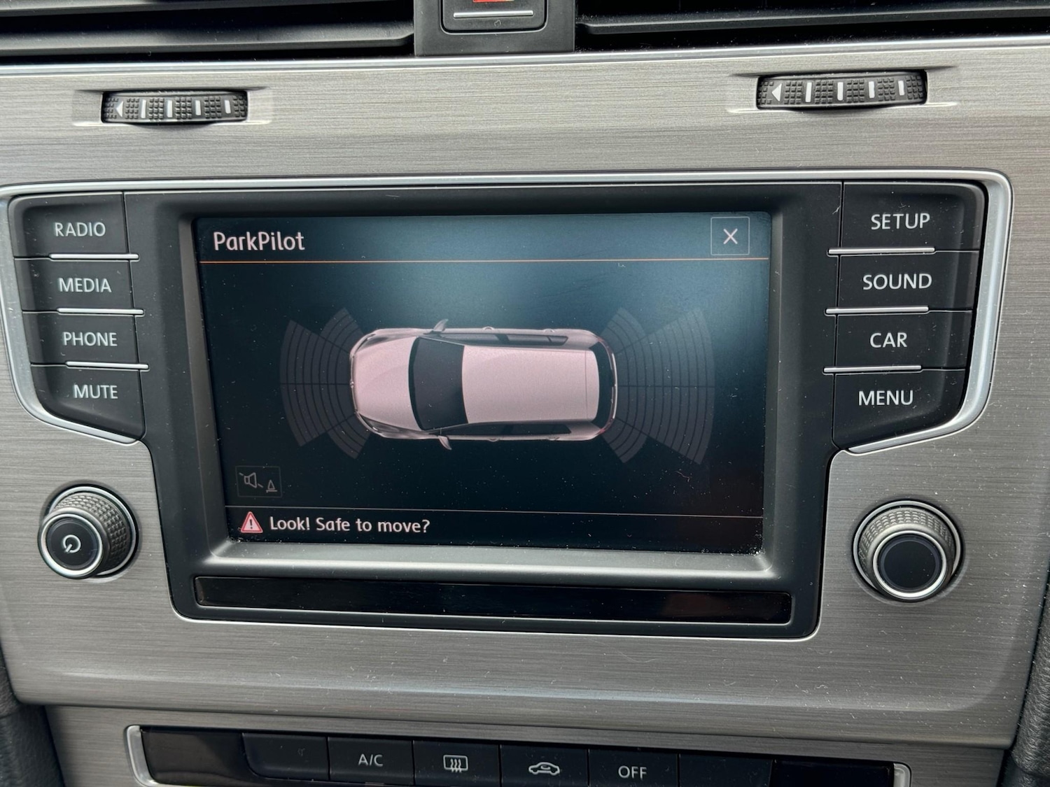 Used Volkswagen Golf 2015 for sale - 76290786: Photo 15
