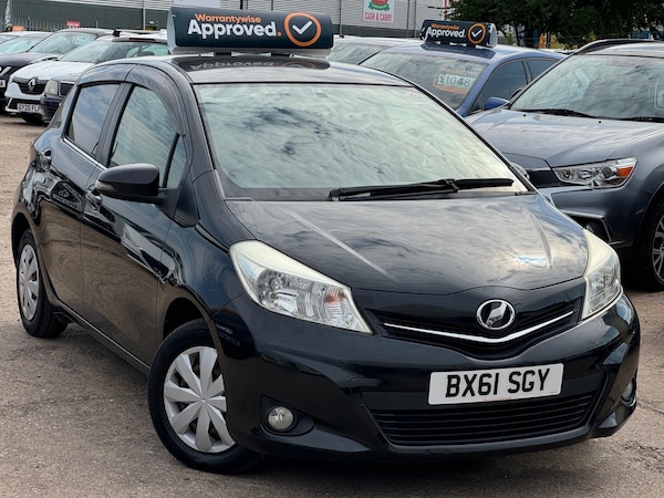 Used Toyota Yaris 2022 for sale - 75665671: Photo 1