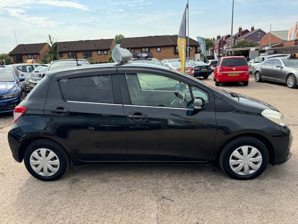 Used Toyota Yaris 2022 for sale - 75665671: Photo 20
