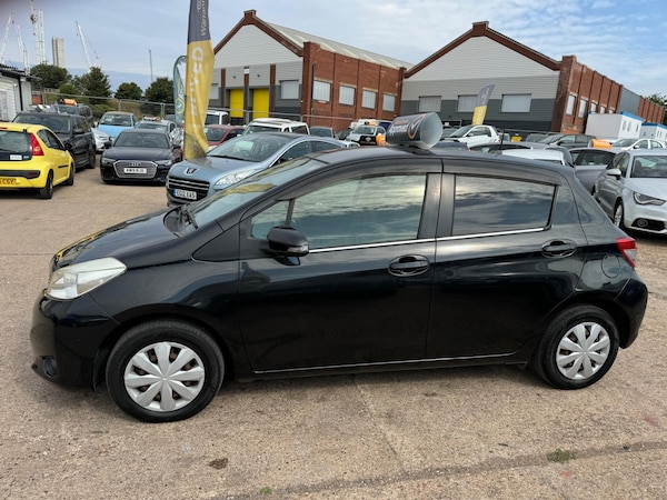 Used Toyota Yaris 2022 for sale - 75665671: Photo 22