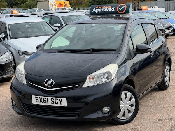 Used Toyota Yaris 2022 for sale - 75665671: Photo 2