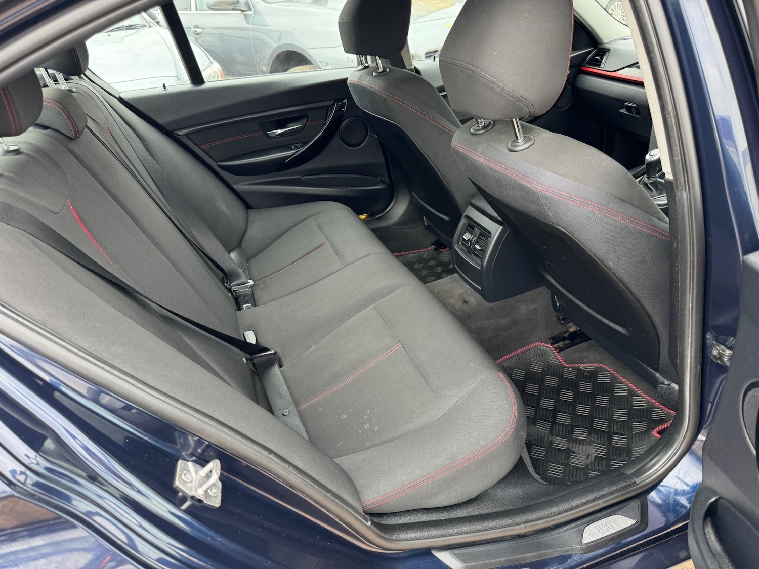 Vehicle 29