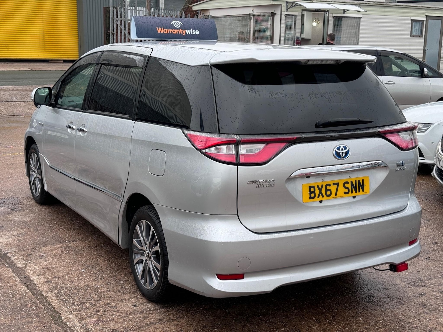 Used Toyota Estima 2026 for sale - 77327212: Photo 24