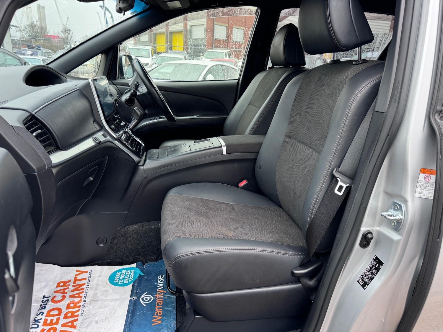 Used Toyota Estima 2026 for sale - 77327212: Photo 29