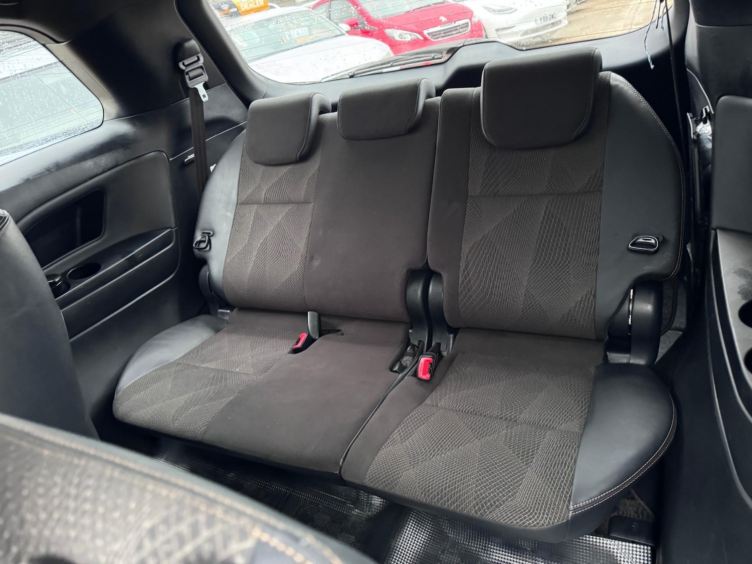 Used Toyota Estima 2026 for sale - 77327212: Photo 32