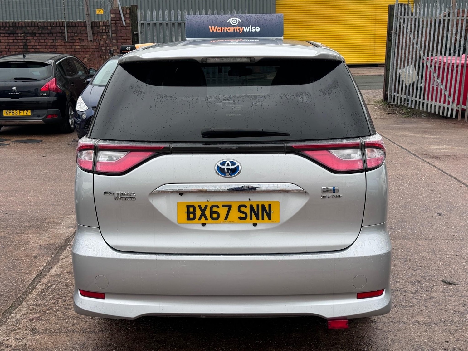 Used Toyota Estima 2026 for sale - 77327212: Photo 8