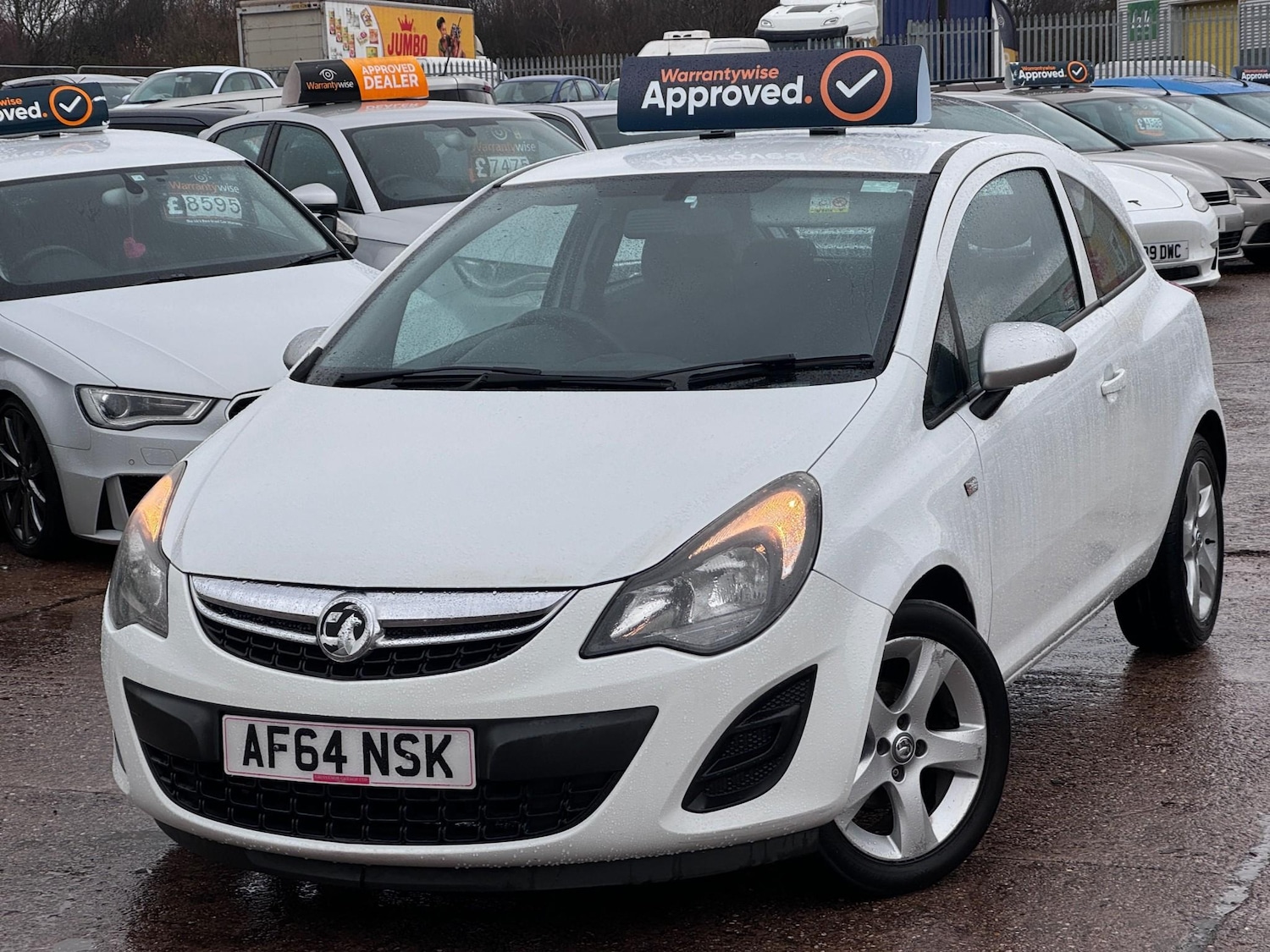 Used Vauxhall Corsa 2014 for sale - 76882969: Photo 2