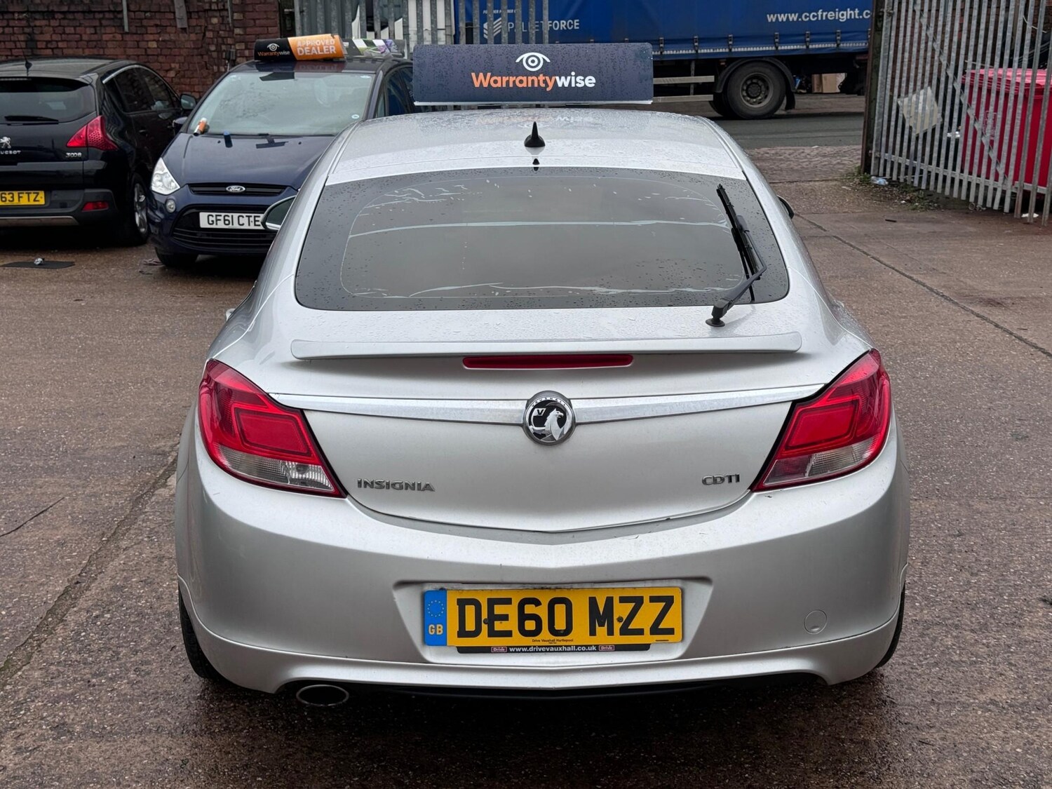 Used Vauxhall Insignia 2010 for sale - 77421218: Photo 10