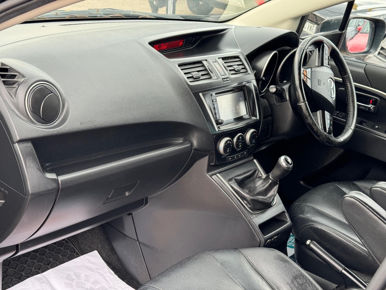 Used Mazda Mazda5 2015 for sale - 76653776: Photo 27