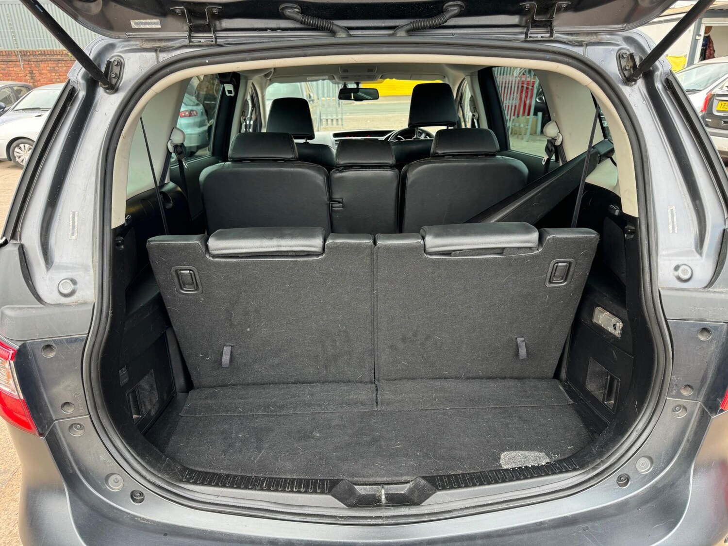 Used Mazda Mazda5 2015 for sale - 76653776: Photo 32