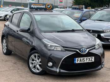 2015 (15) - Yaris Sport Hybrid Vvt-i Cvt 5-Door