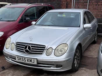 Used Mercedes-Benz E Class 2005 for sale - 77368019: Photo